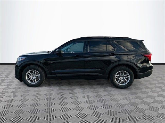 New 2026 Ford Explorer Active image 3
