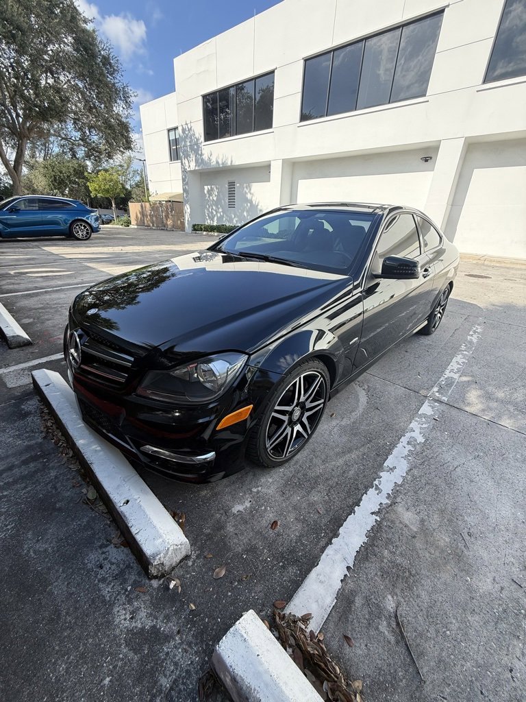 Used 2015 Mercedes-Benz C 250 Coupe image 1