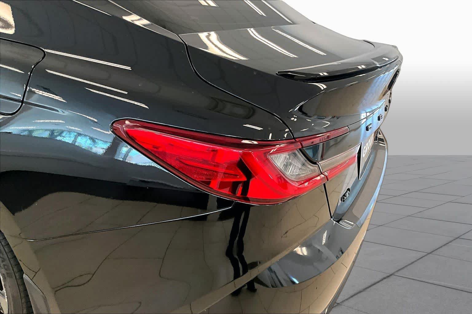 Used 2025 Toyota Camry XSE w/ Premium Package FWD image 28