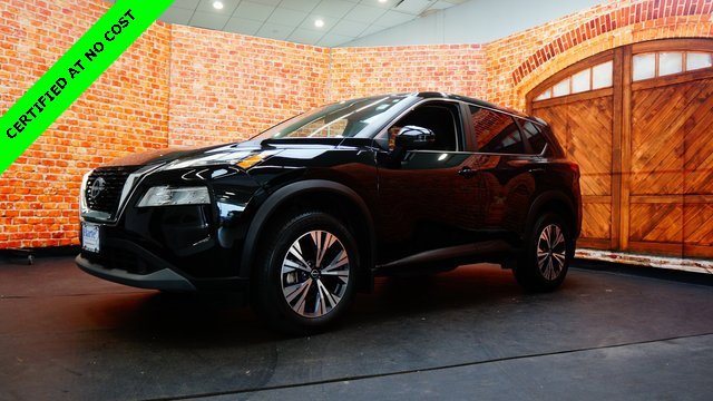 Used 2022 Nissan Rogue SV image 3
