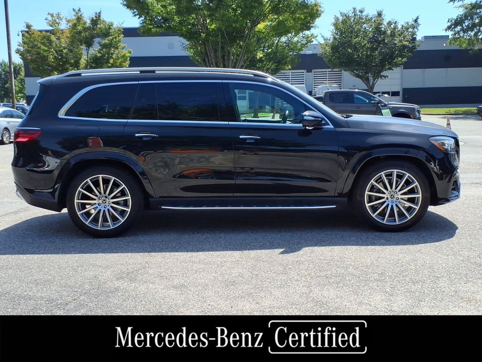 Used 2025 Mercedes-Benz GLS 580 4MATIC image 7