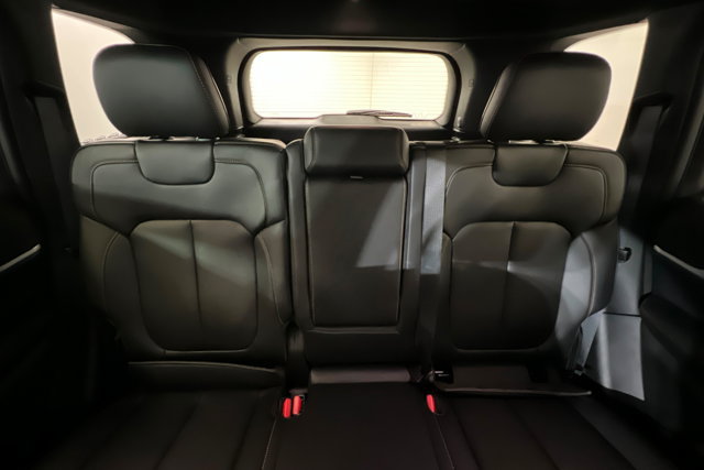 New 2026 Jeep Grand Cherokee Limited AWD/4WD image 25