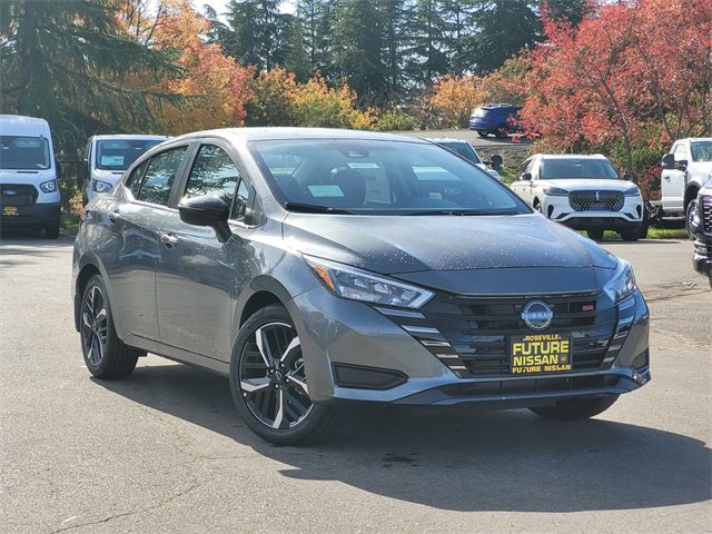 New 2025 Nissan Versa SR w/ Trunk Package image 1