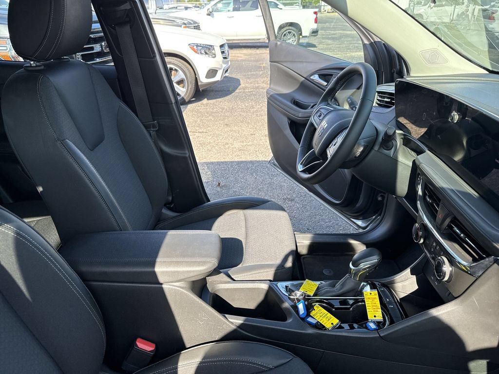 Certified 2026 Buick Encore GX Preferred FWD image 13