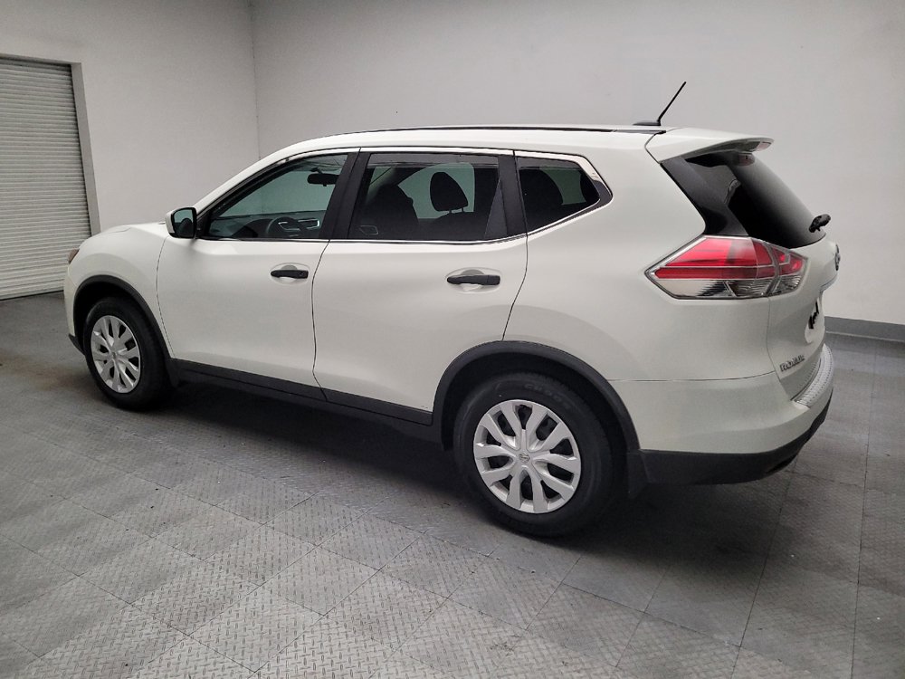 Used 2016 Nissan Rogue S w/ S Family Package FWD image 3