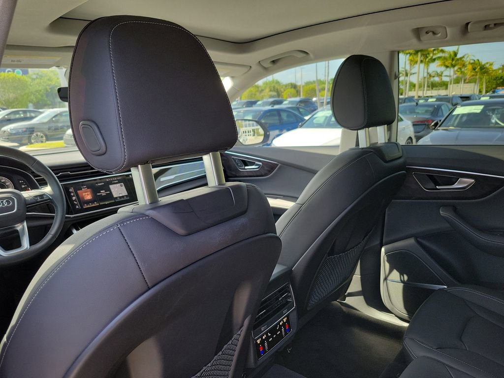 Used 2023 Audi Q8 Premium Plus w/ Premium Plus Package AWD/4WD image 25