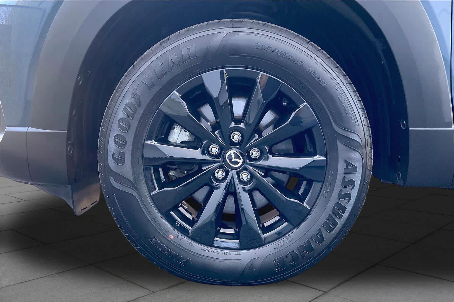 Certified 2025 MAZDA CX-50 AWD 2.5 S w/ Premium Package image 11