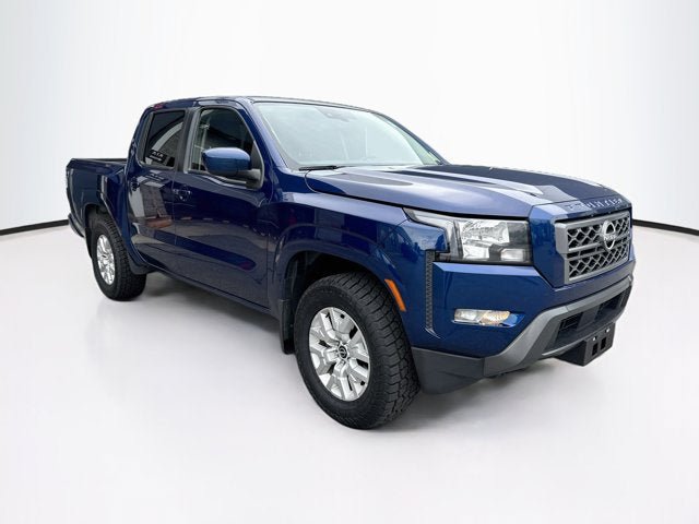Used 2022 Nissan Frontier SV AWD/4WD image 3