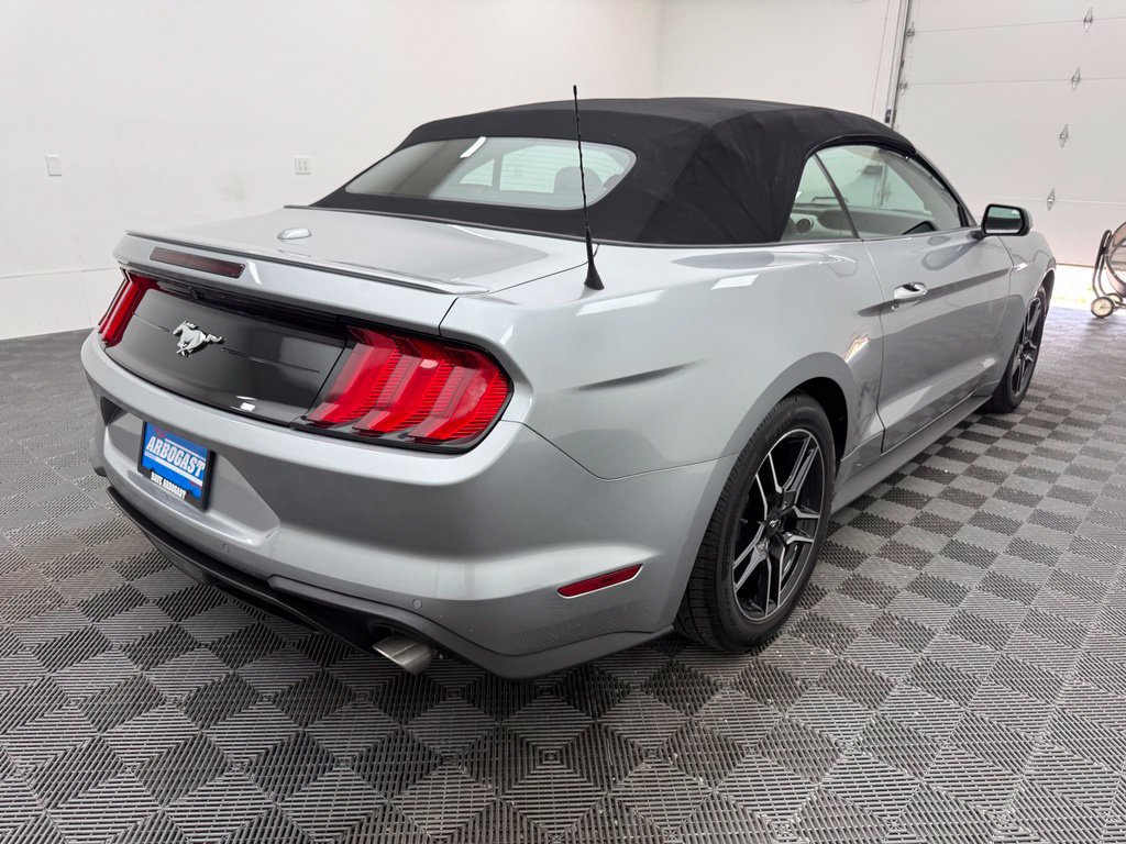 Used 2023 Ford Mustang Premium RWD image 9