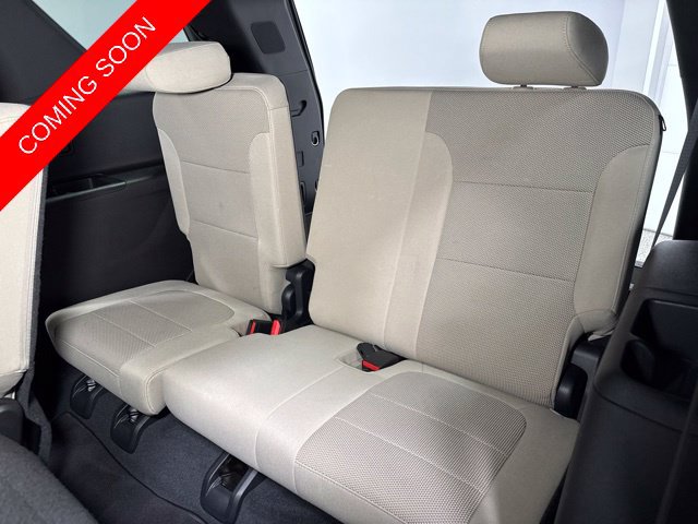 Used 2023 Chevrolet Traverse LS AWD/4WD image 17