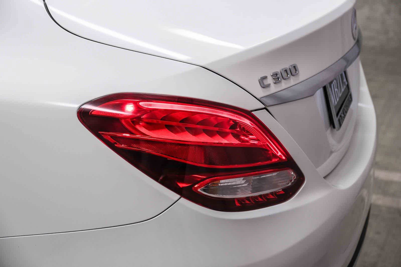 Used 2018 Mercedes-Benz C 300 Sedan image 7