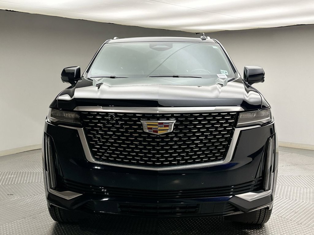Used 2023 Cadillac Escalade Premium Luxury AWD/4WD image 16