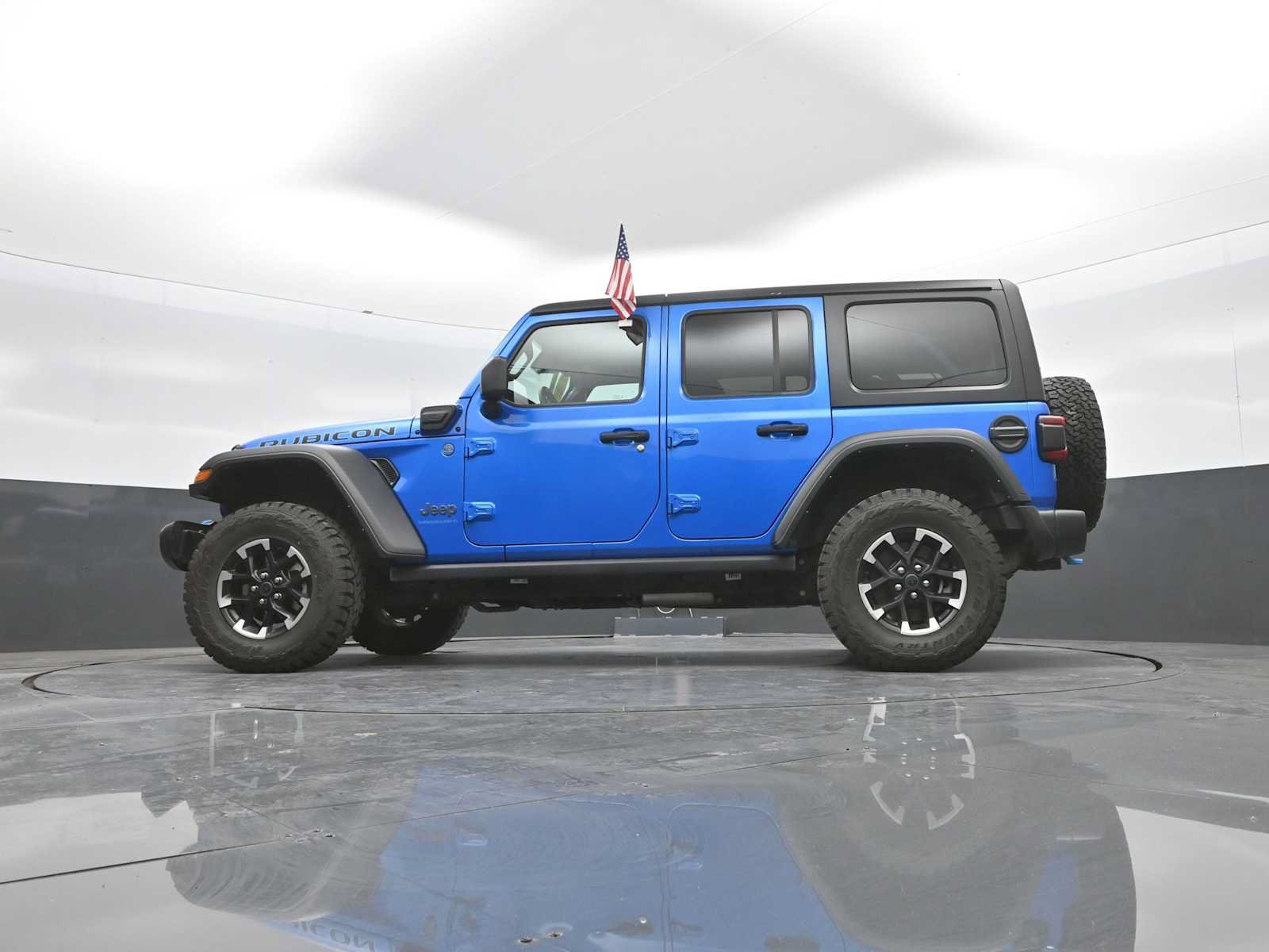 Used 2024 Jeep Wrangler Unlimited Rubicon 4xe AWD/4WD image 42