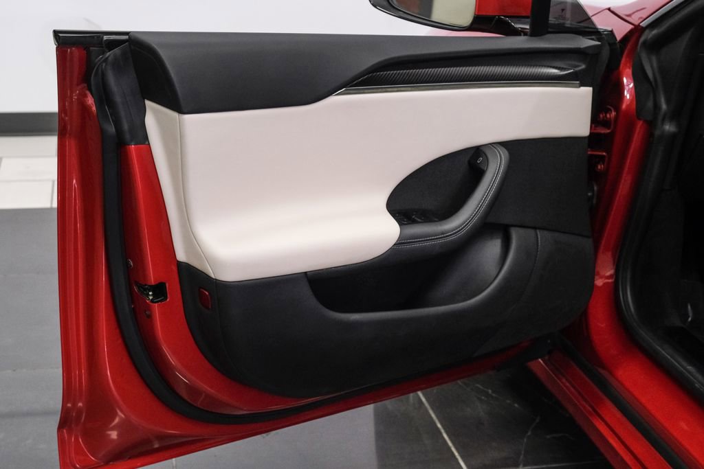 Used 2023 Tesla Model S Plaid image 44