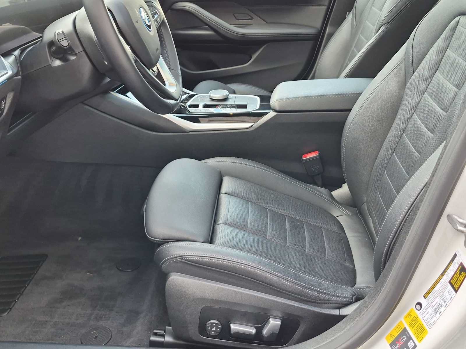 Used 2023 BMW i4 eDrive35 RWD image 17