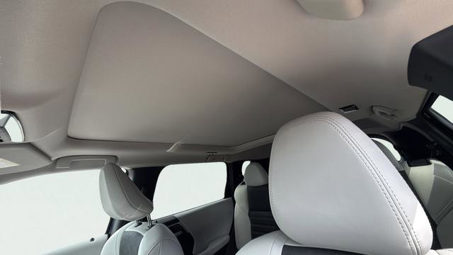 New 2026 Mitsubishi Outlander SE FWD image 15