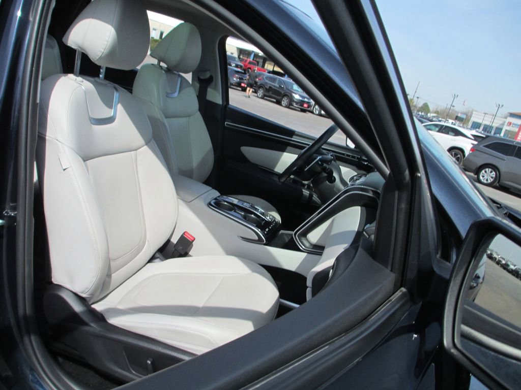 Used 2022 Hyundai Tucson Limited image 22