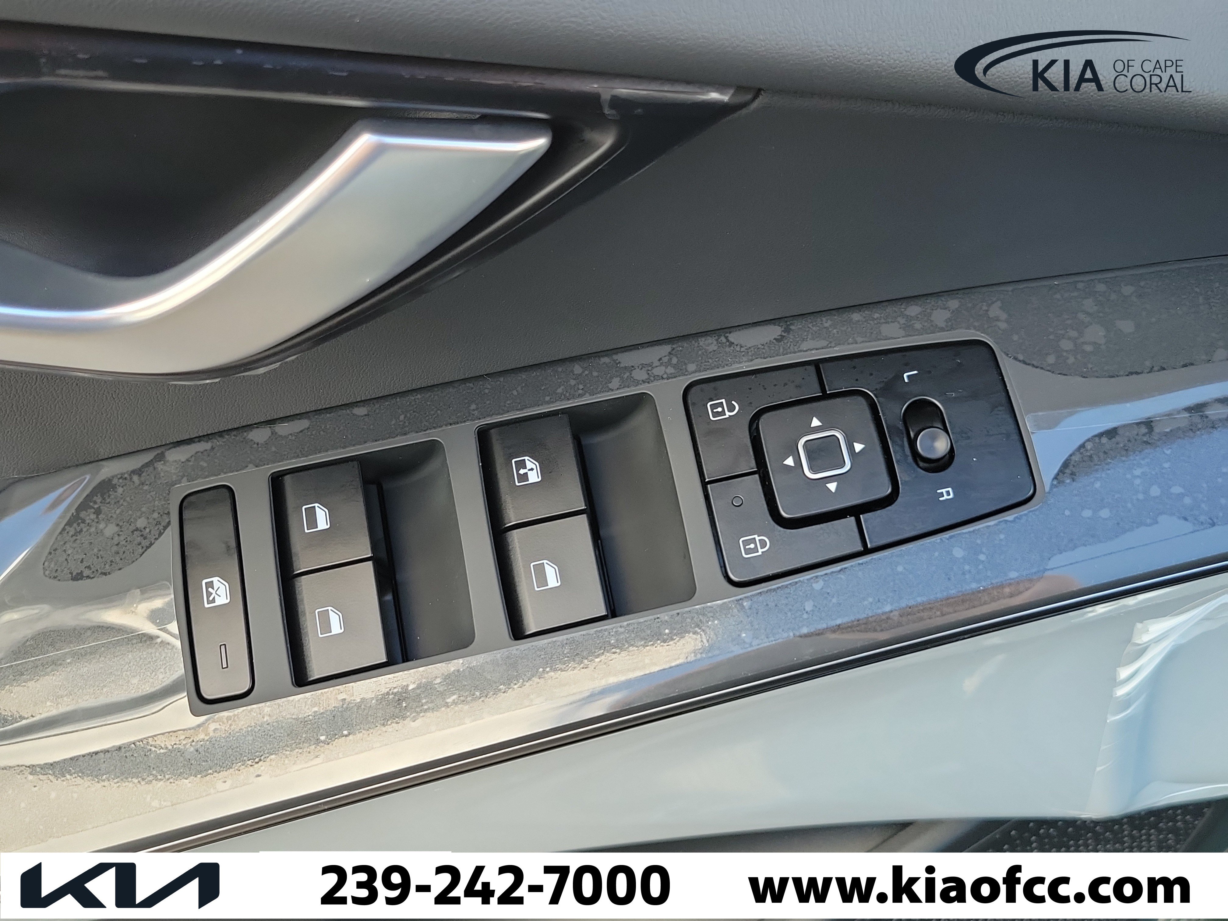 New 2026 Kia Niro Wind FWD image 25