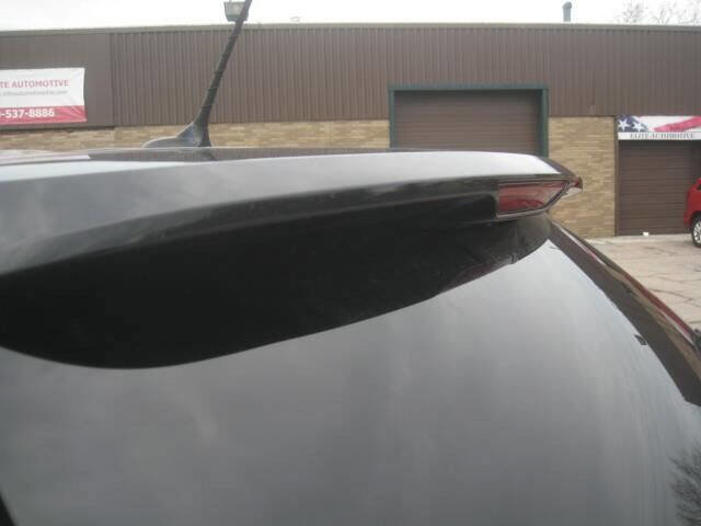 Used 2012 Jeep Grand Cherokee Laredo w/ Laredo E Group image 9