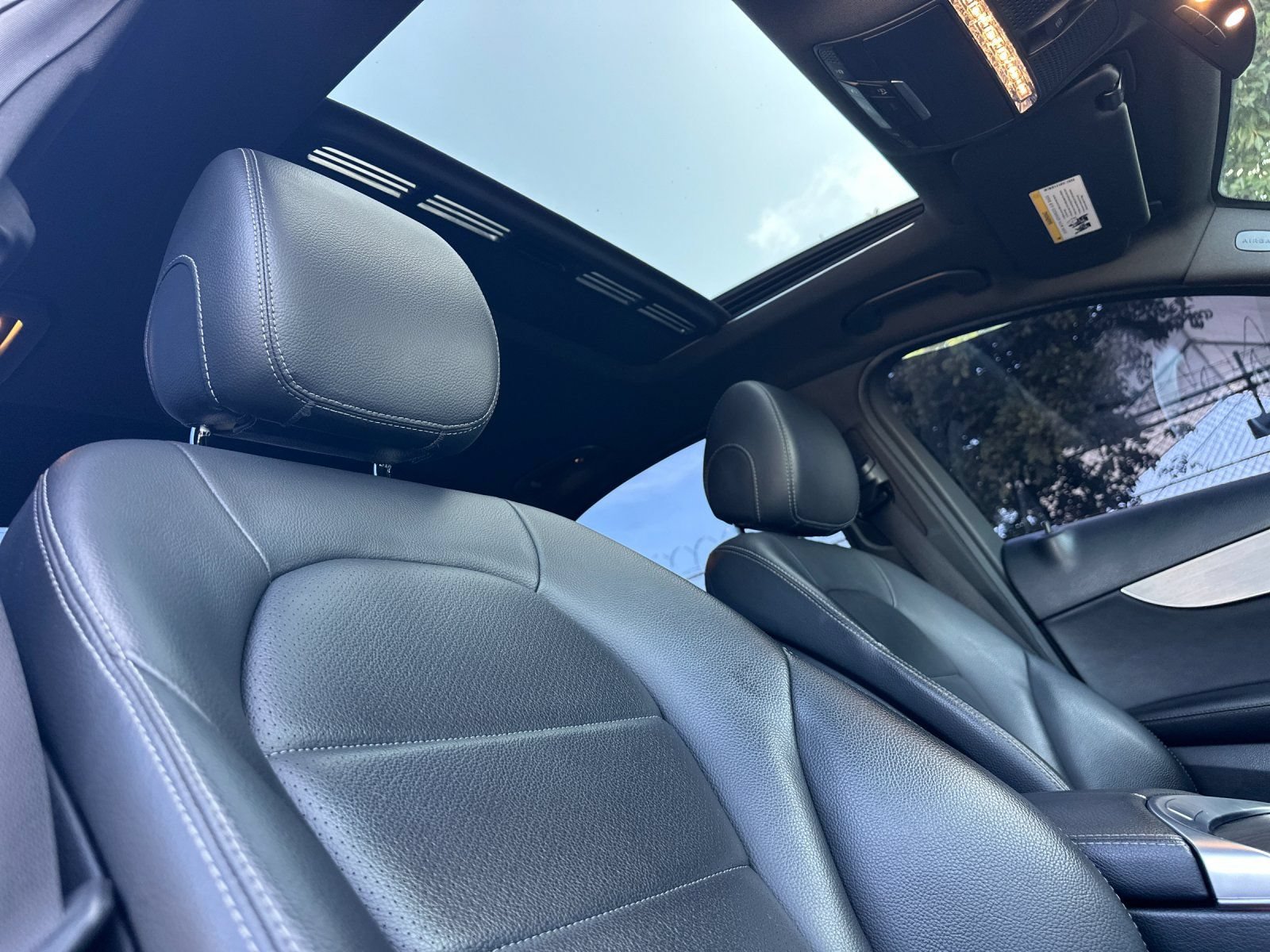 Used 2019 Mercedes-Benz C 300 Sedan image 16