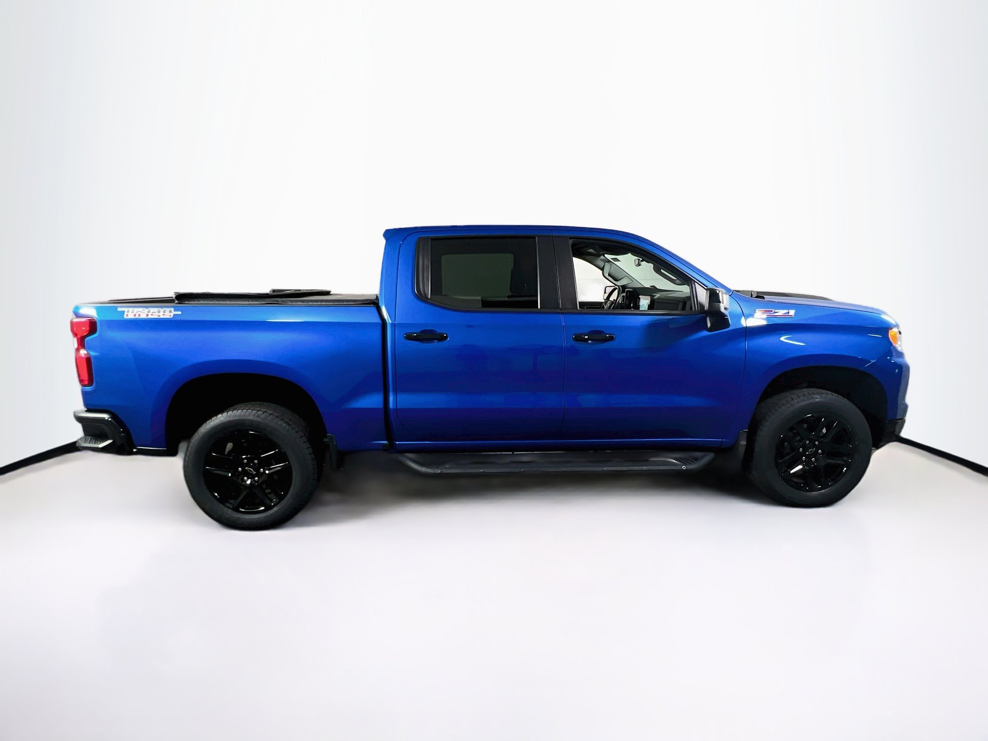 Used 2022 Chevrolet Silverado 1500 LT Trail Boss w/ Convenience Package II AWD/4WD image 4