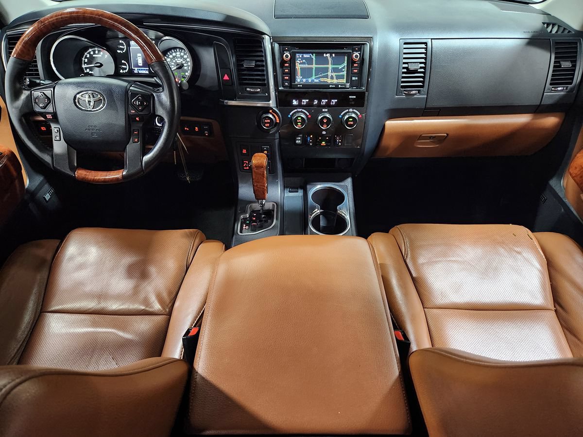Used 2019 Toyota Sequoia Platinum RWD image 46