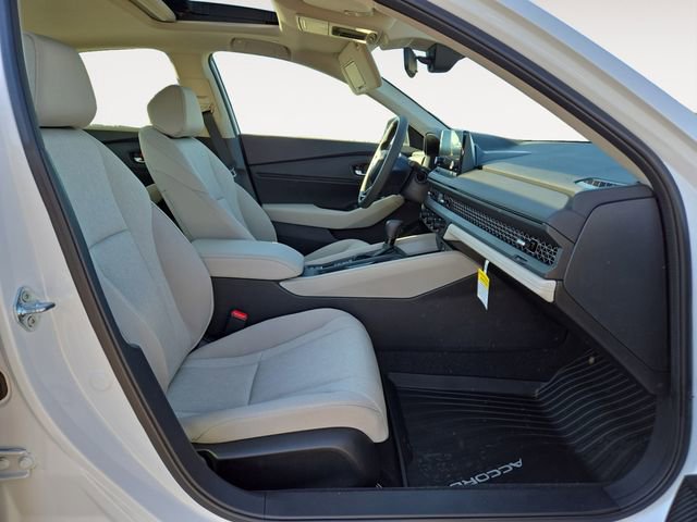 New 2025 Honda Accord SE image 31