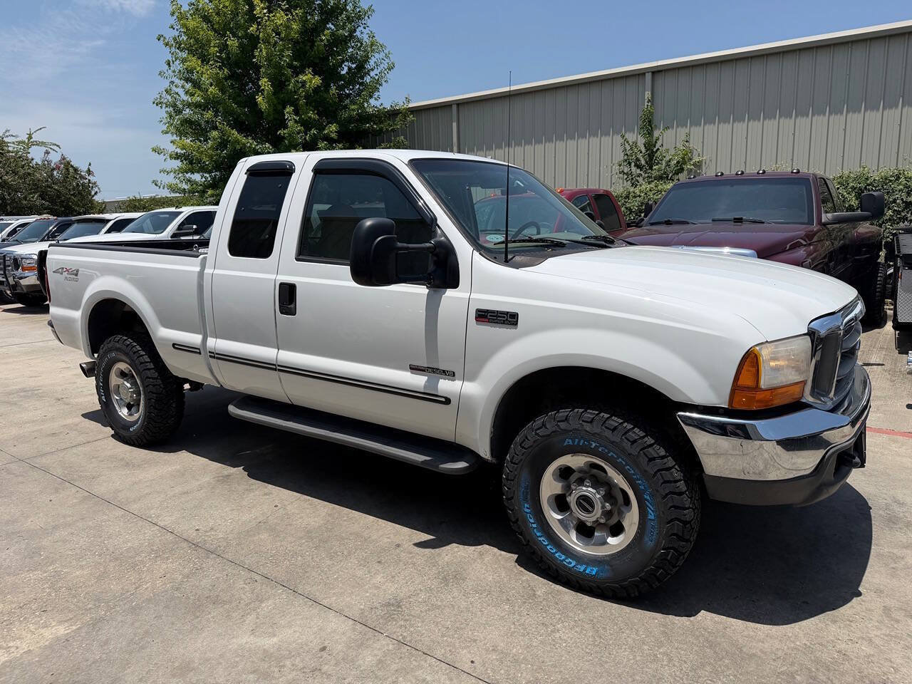 Used 1999 Ford F250 Lariat