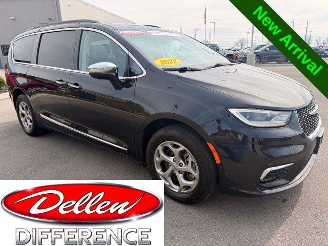 Certified 2022 Chrysler Pacifica Limited w/ Uconnect Theater Family Group AWD/4WD image 1