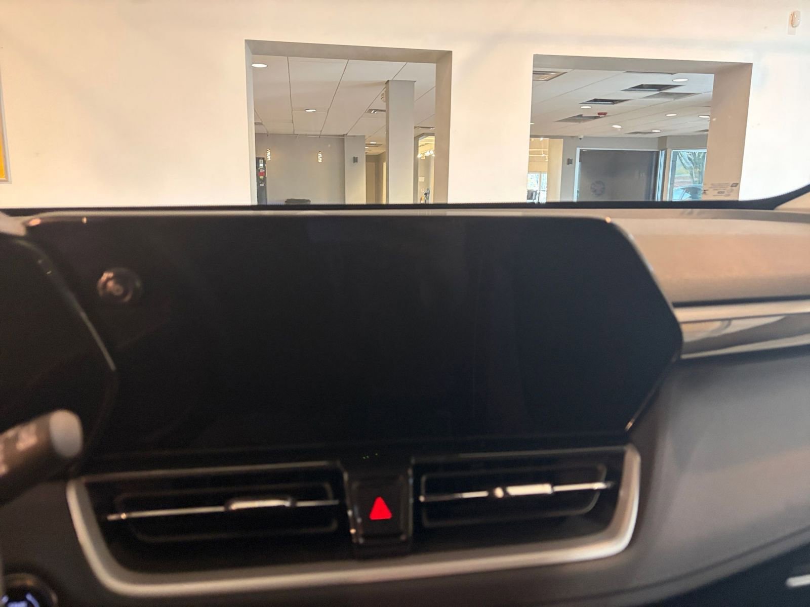 Used 2025 Chevrolet TrailBlazer LT image 18