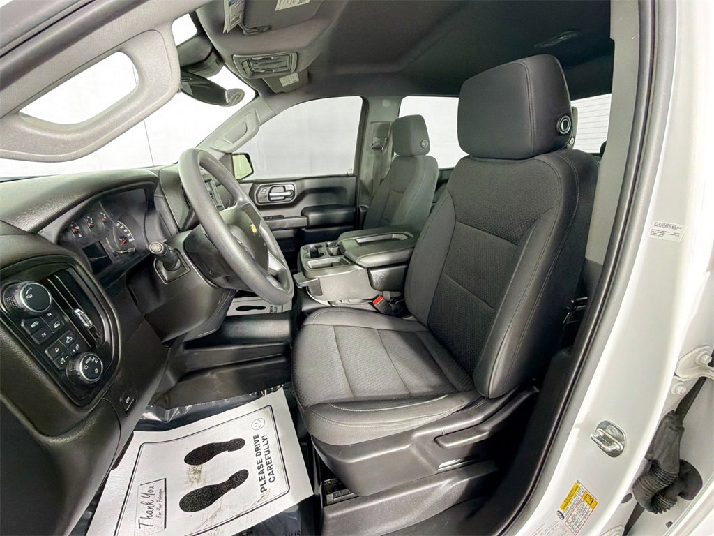 Used 2023 Chevrolet Silverado 1500 W/T image 19