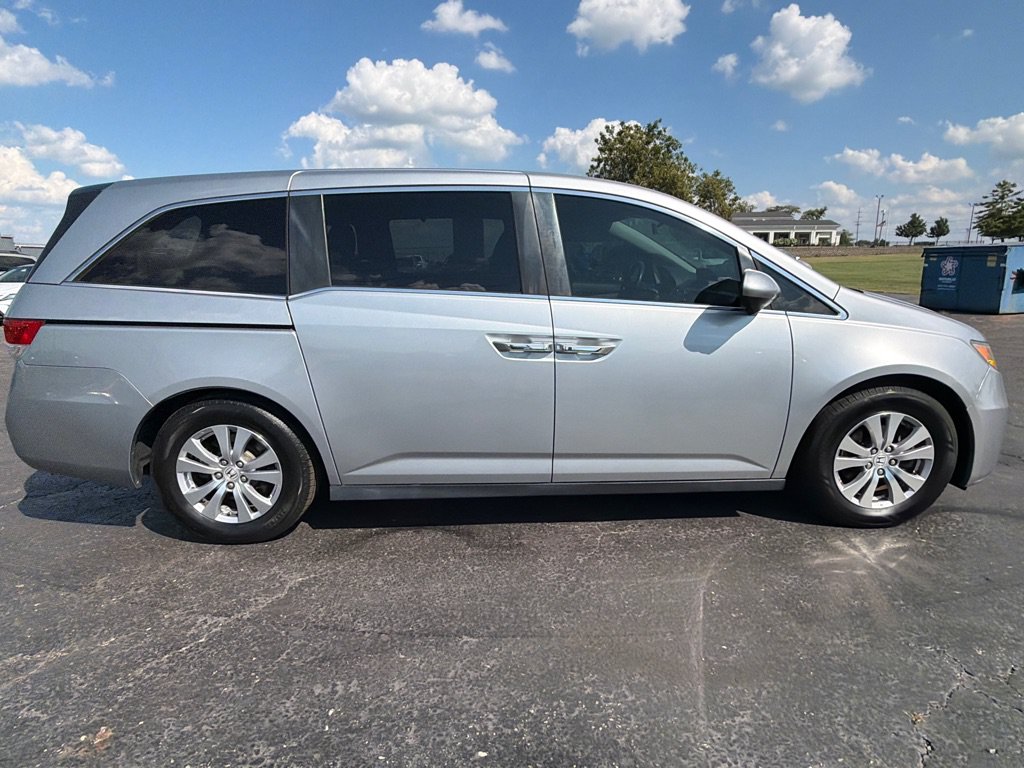 Used 2016 Honda Odyssey SE image 8