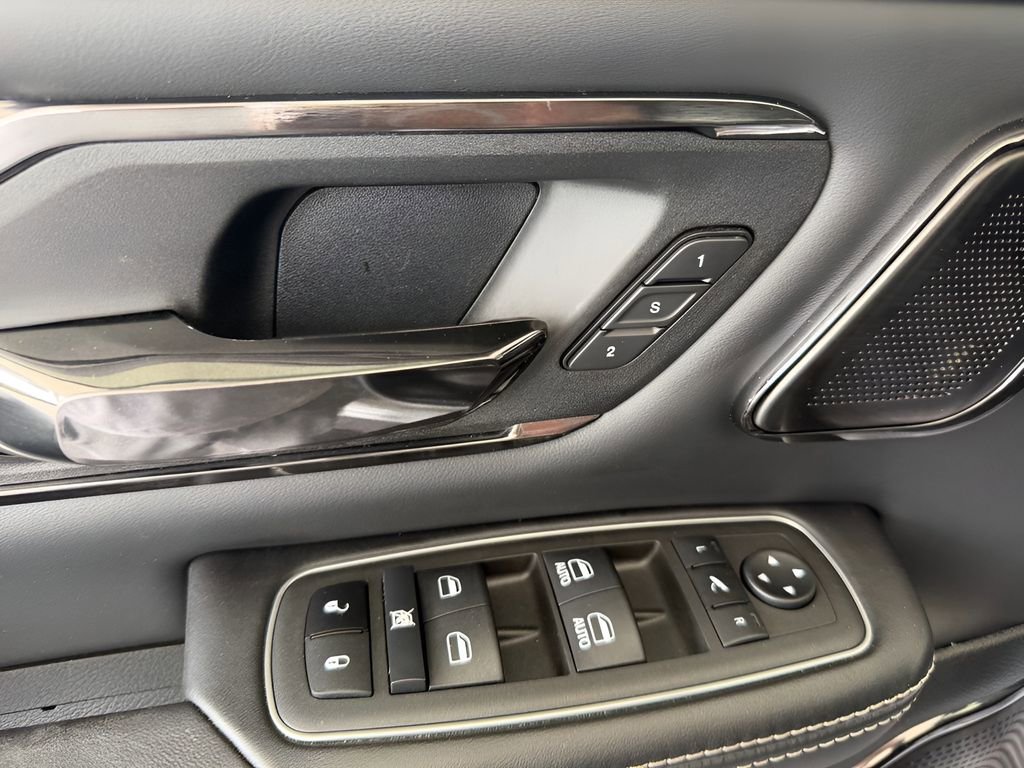 Used 2022 RAM 1500 Limited image 12