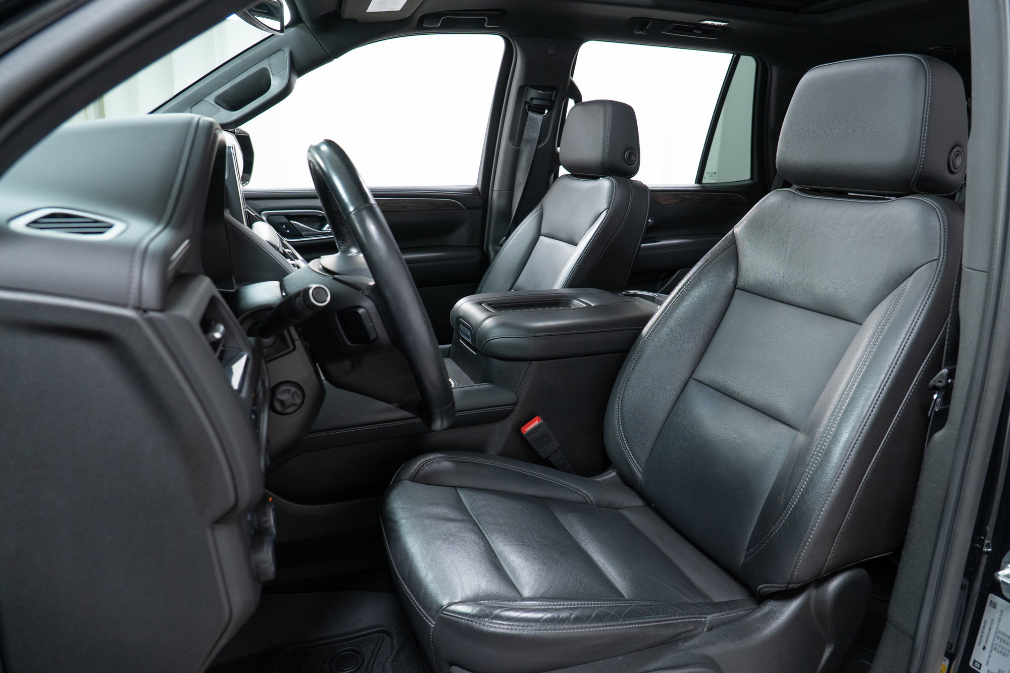 Used 2021 Chevrolet Tahoe Z71 w/ Z71 Signature Package image 13