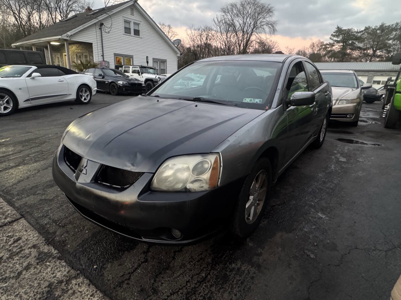 Used 2009 Mitsubishi Galant ES image 4