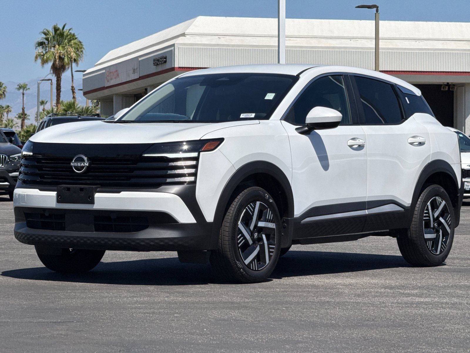 Used 2025 Nissan Kicks SV FWD image 7