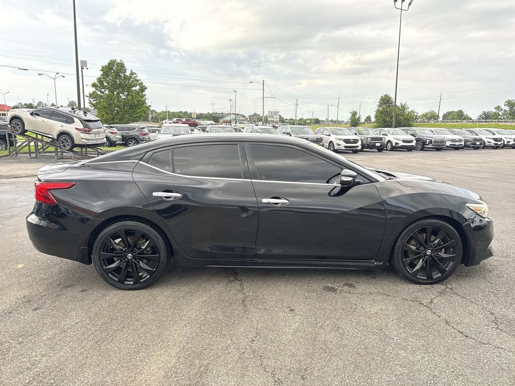Used 2017 Nissan Maxima SR FWD image 6