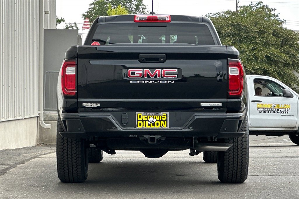 New 2025 GMC Canyon Elevation w/ Convenience Package image 6