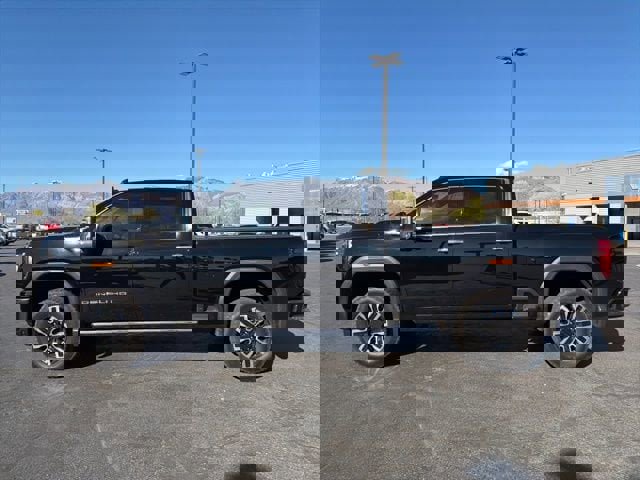 Used 2024 GMC Sierra 2500 Denali Ultimate w/ Max Trailering Package image 14