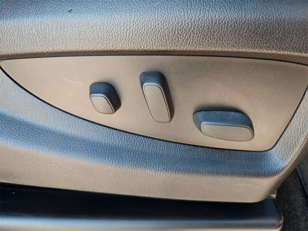 Used 2016 GMC Sierra 2500 Denali w/ Duramax Plus Package image 29