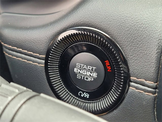 Used 2023 Jeep Compass Limited image 18