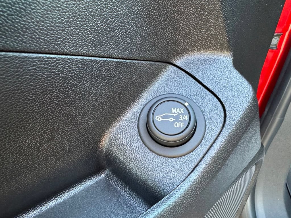 Certified 2024 GMC Terrain SLE w/ Driver Convenience Package FWD image 15