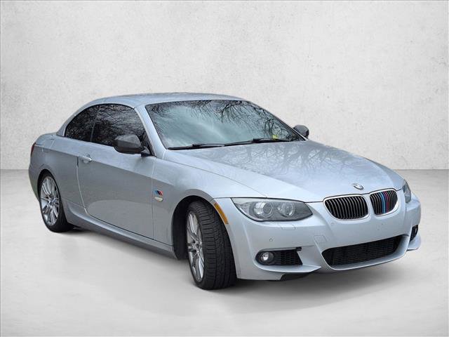Used 2012 BMW 335i Convertible image 3