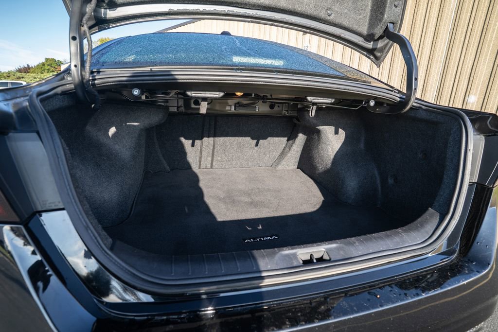 Used 2023 Nissan Altima 2.5 SR image 34