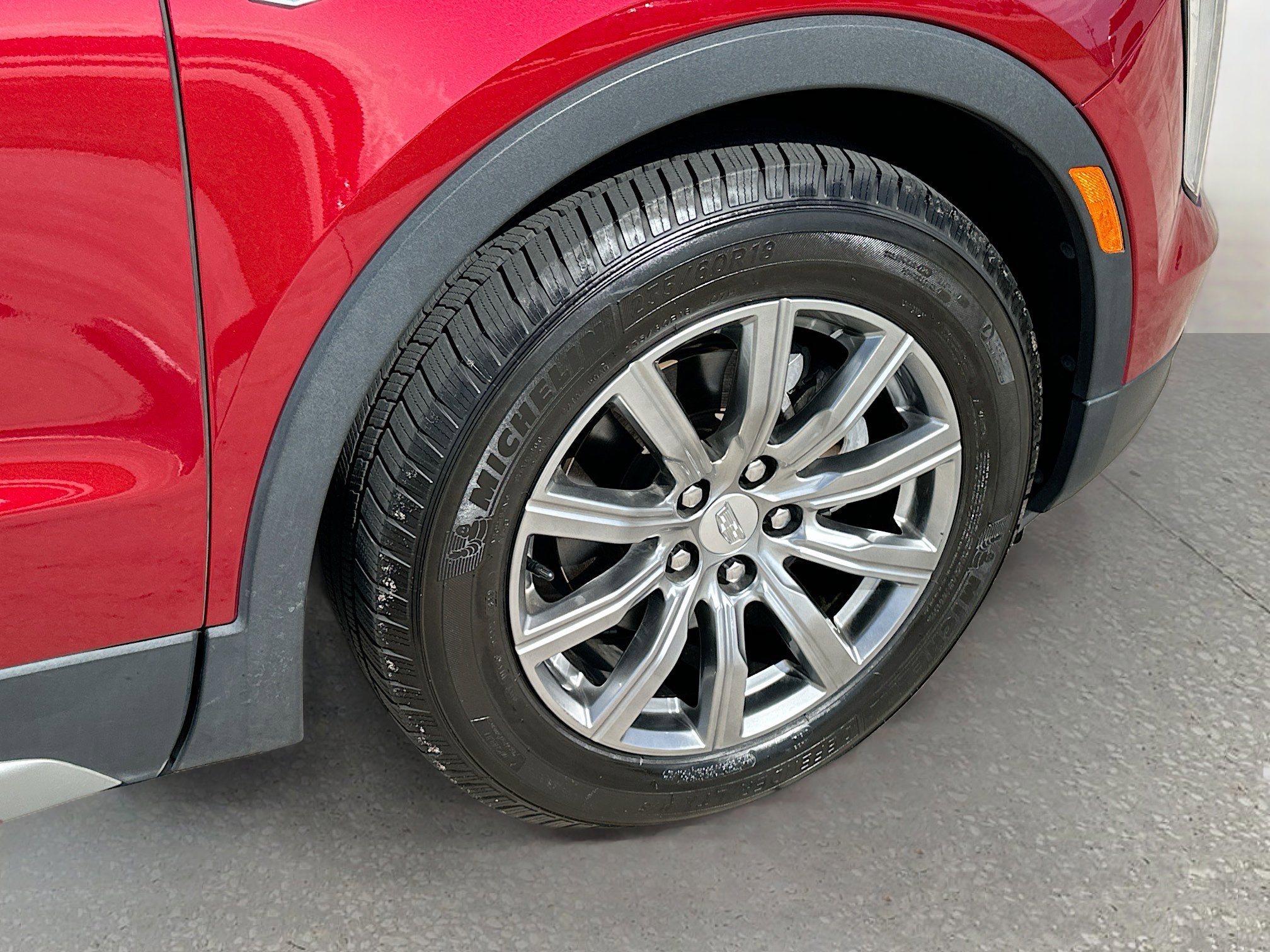 Used 2019 Cadillac XT4 Premium Luxury image 31