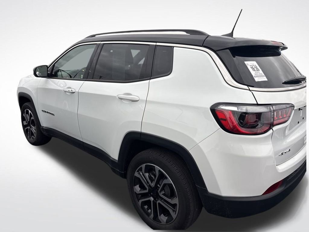 Certified 2022 Jeep Compass Limited image 8