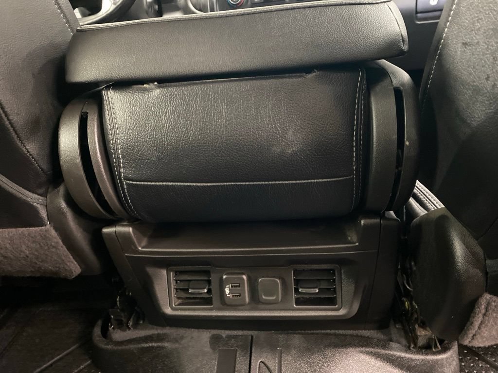 Used 2019 Chevrolet Silverado 1500 LT w/ All-Star Edition AWD/4WD image 17