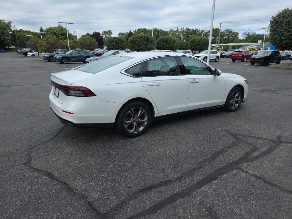 Certified 2024 Honda Accord EX image 7