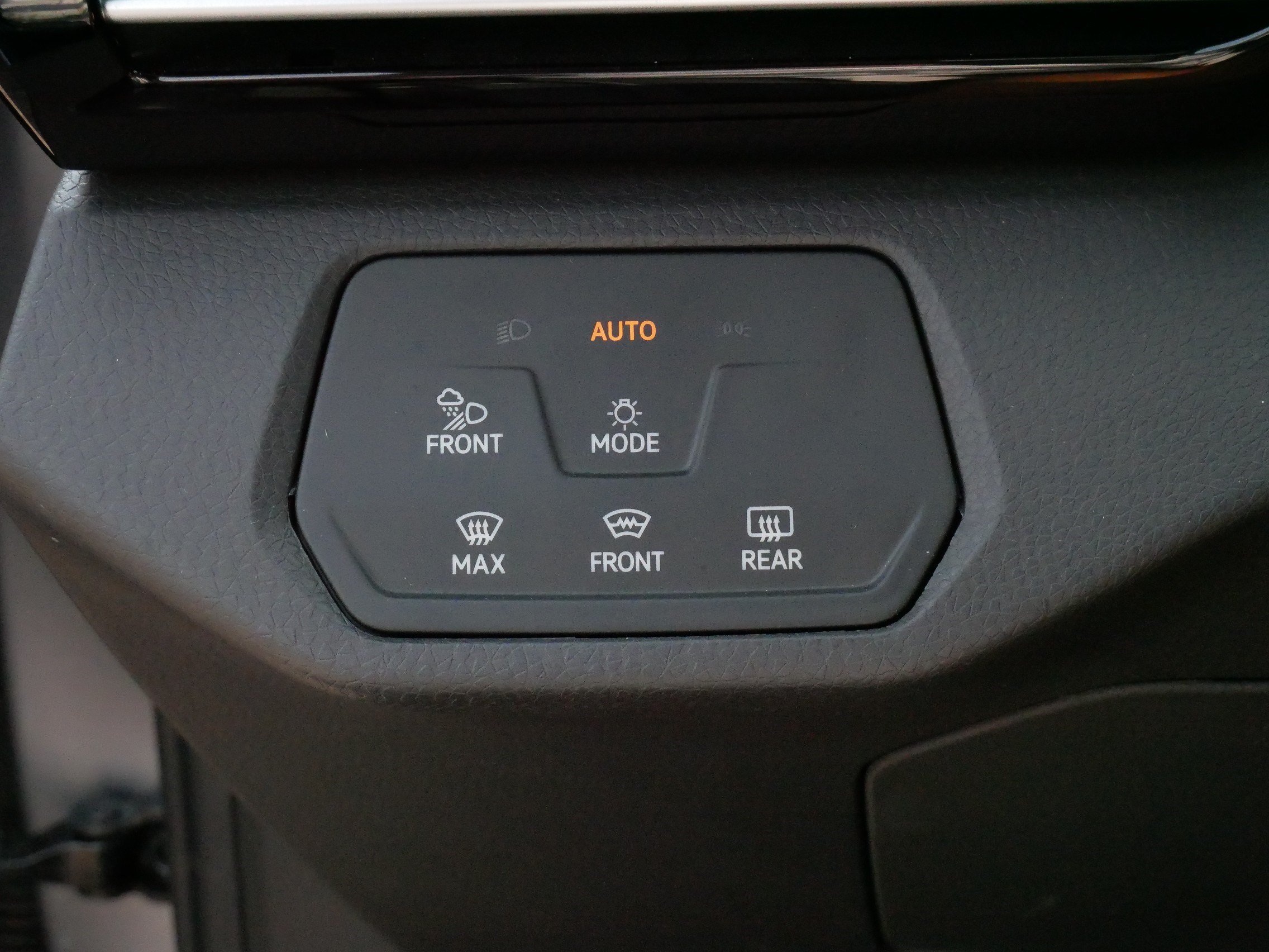 Certified 2023 Volkswagen ID.4 Pro S AWD/4WD image 27