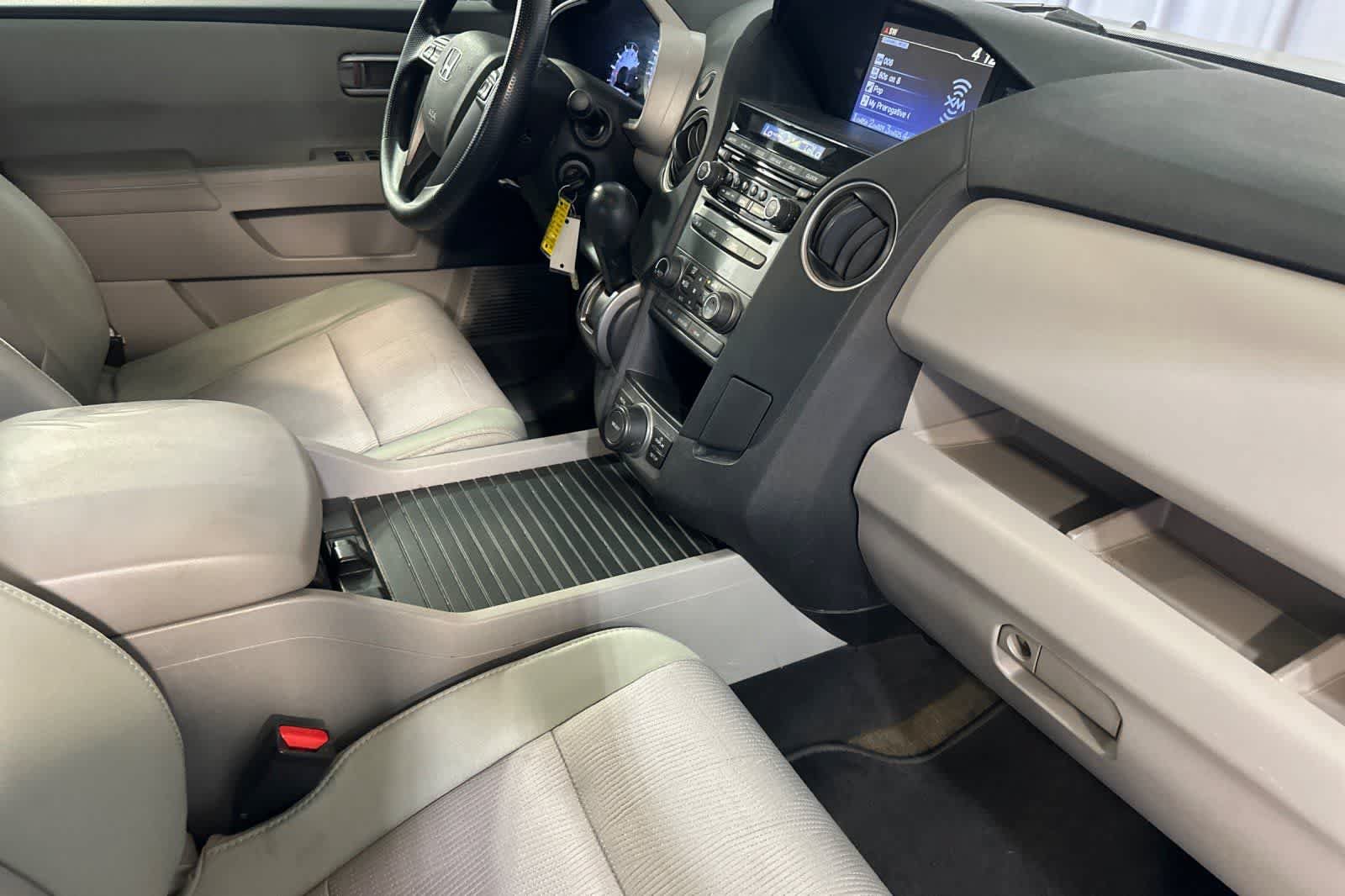 Used 2015 Honda Pilot SE image 19